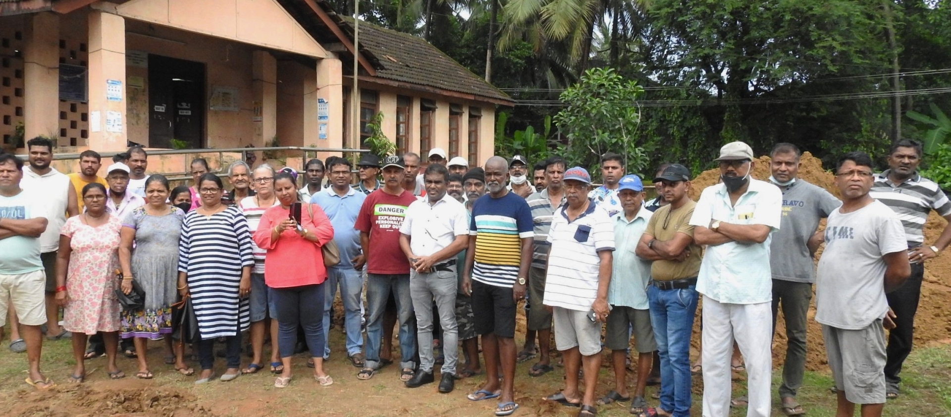 Uproar in Areal over mobile tower in govt school compound