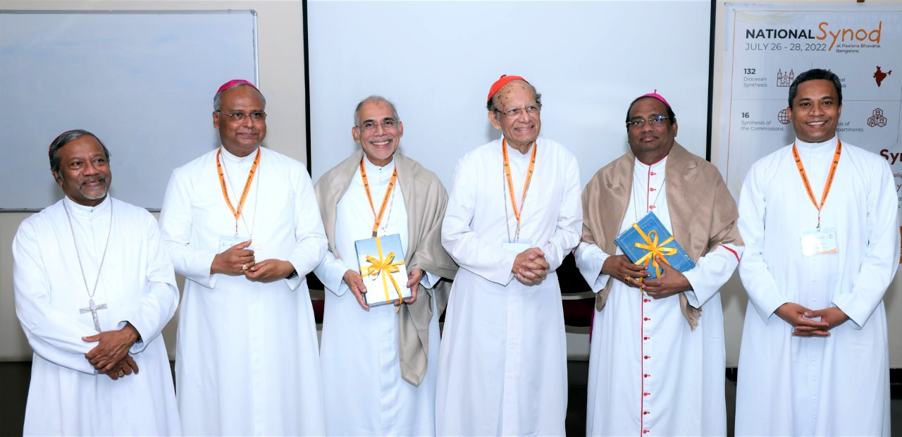 Cardinals-Designate Filipe Neri Ferrao and Anthony Poola felicitated by CCBI