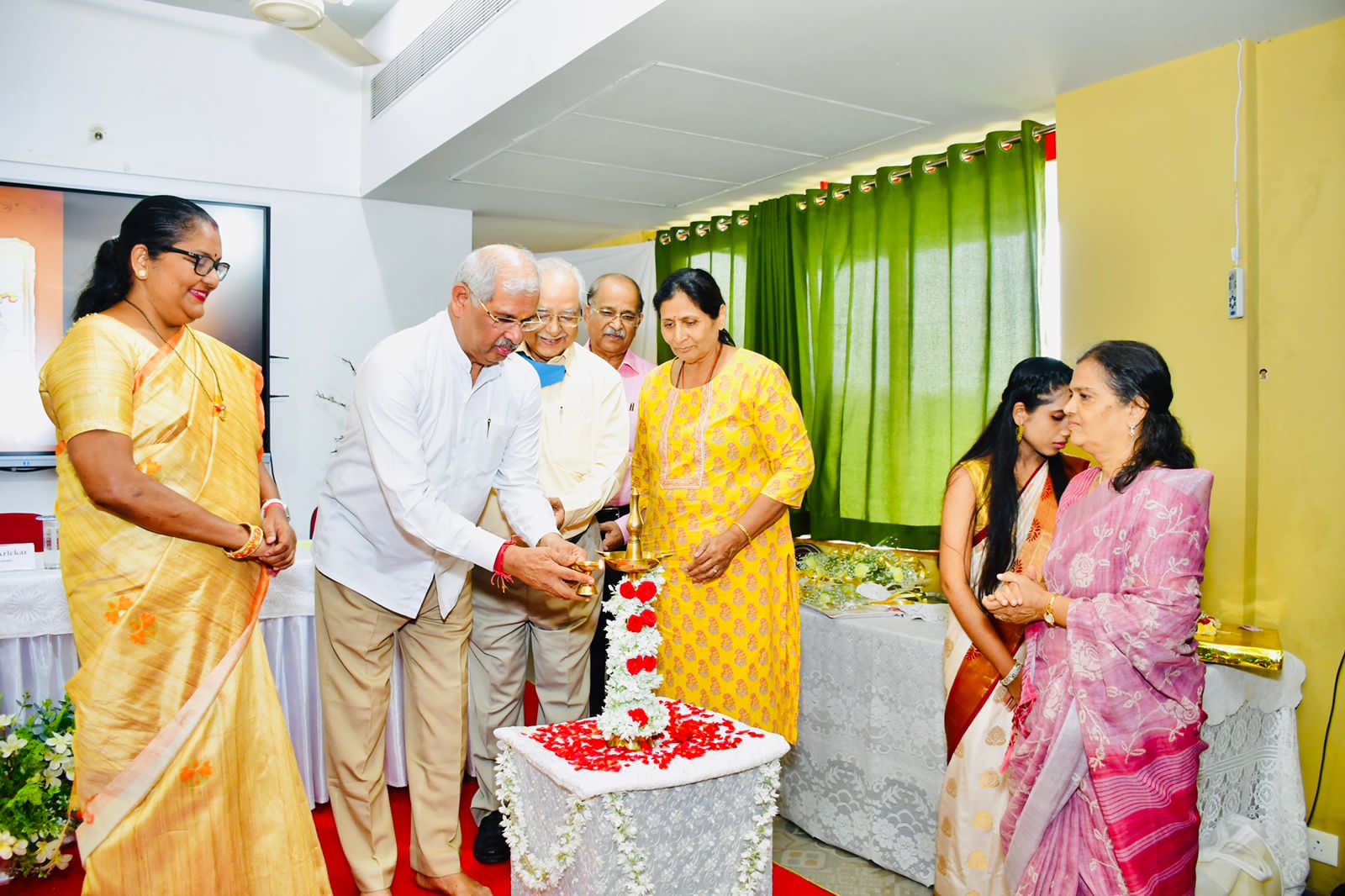 ﻿MES College inaugurates its golden jubilee year
