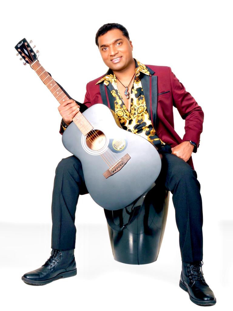 ﻿Sanio, a singing icon for the Global Goan