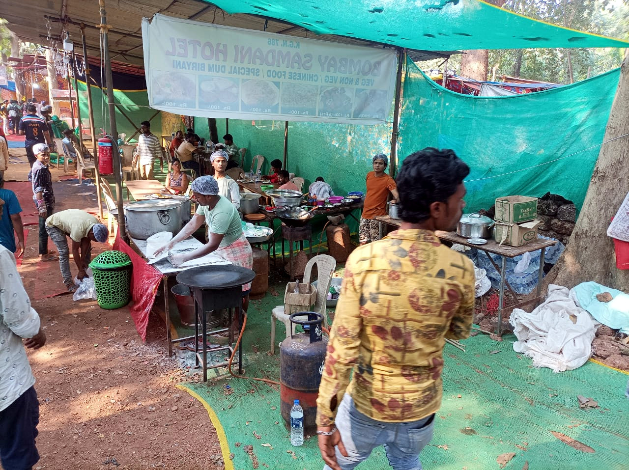 FDA shuts down 13 food stalls at Old Goa