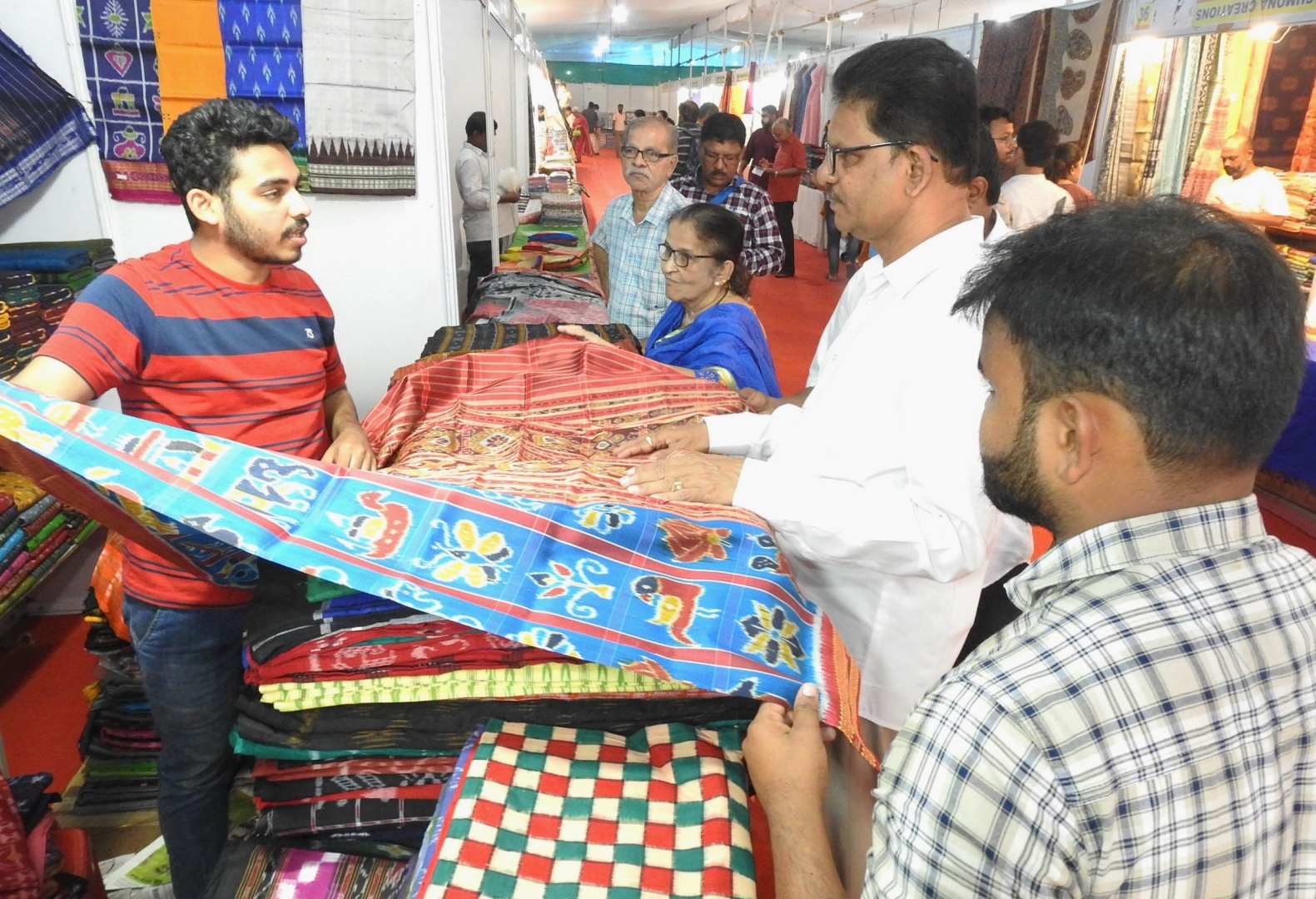 ﻿Handloom craft exhibition in Margao