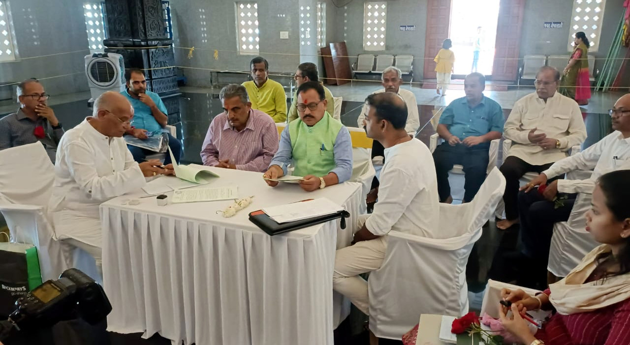 Minister reviews ongoing work at Verna temple, inks MoU