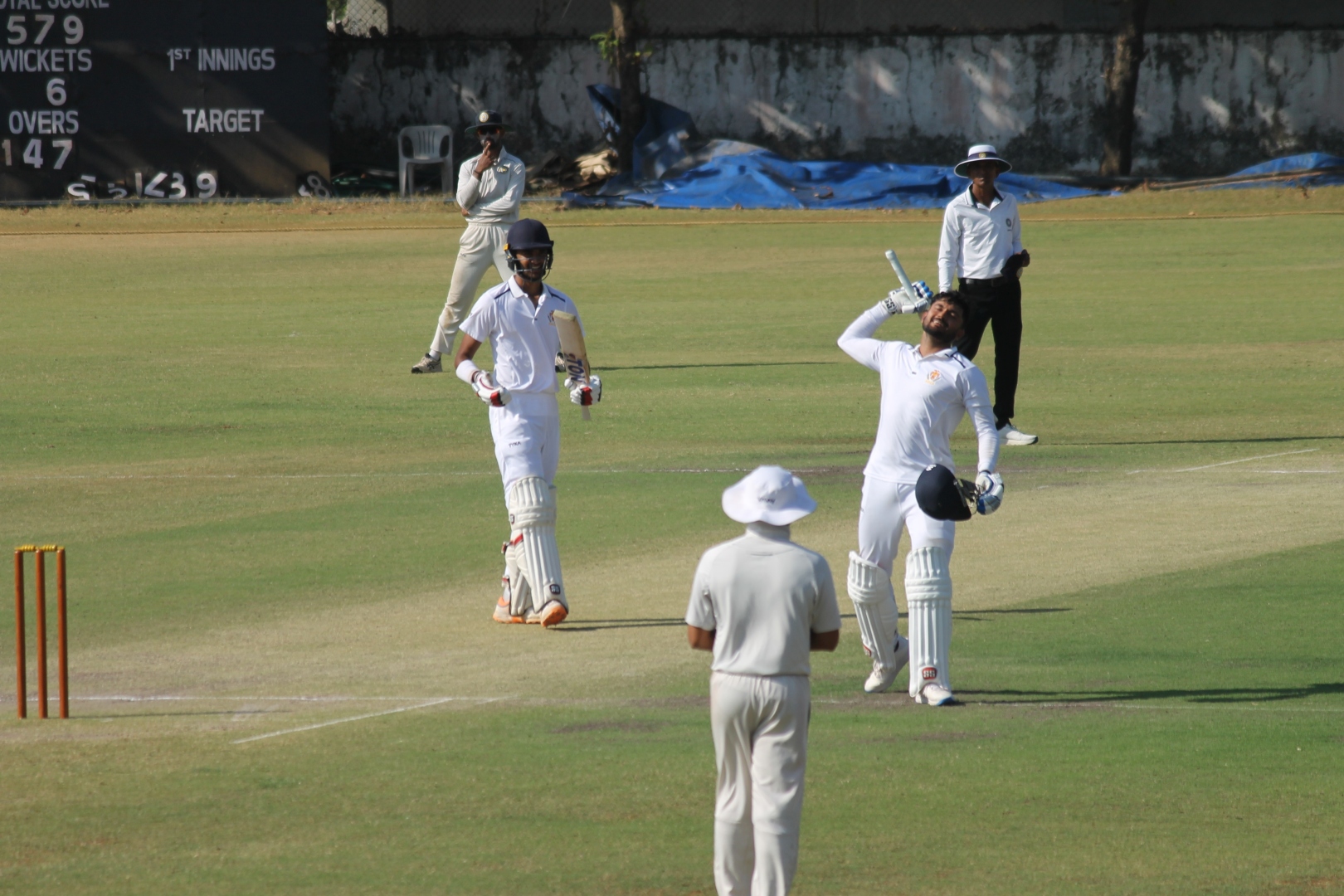 ﻿K'taka in firm control as Pandey slams double ton