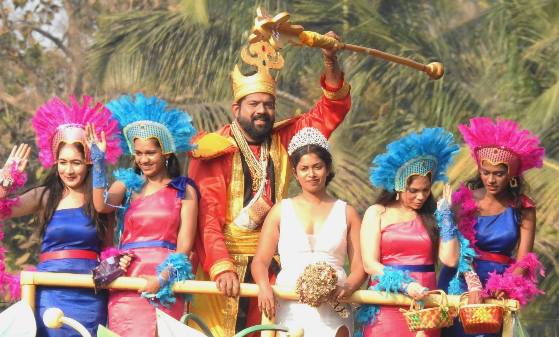 The Goan EveryDay Saxttikars keep date with Margao carnival, thousands
