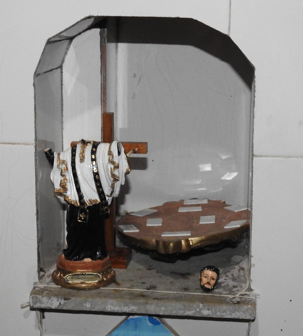 St Francis Xavier statue, Cross found desecrated at Colmorod