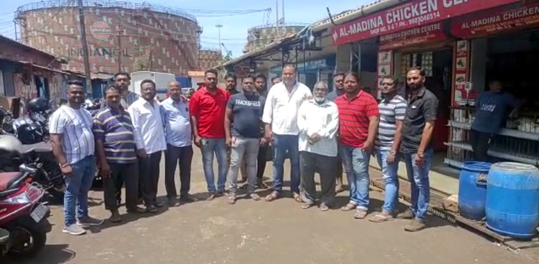 Chicken, mutton vendors want Mormugao   municipality to act against illegal stalls