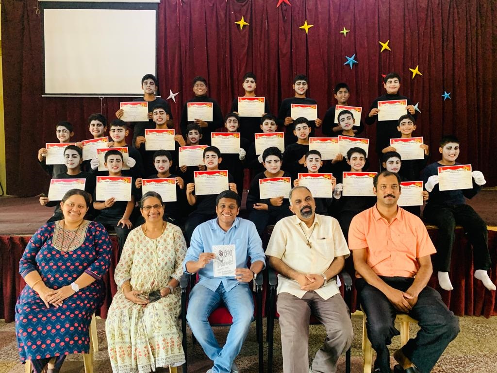 Mime workshop held at Loyola High School