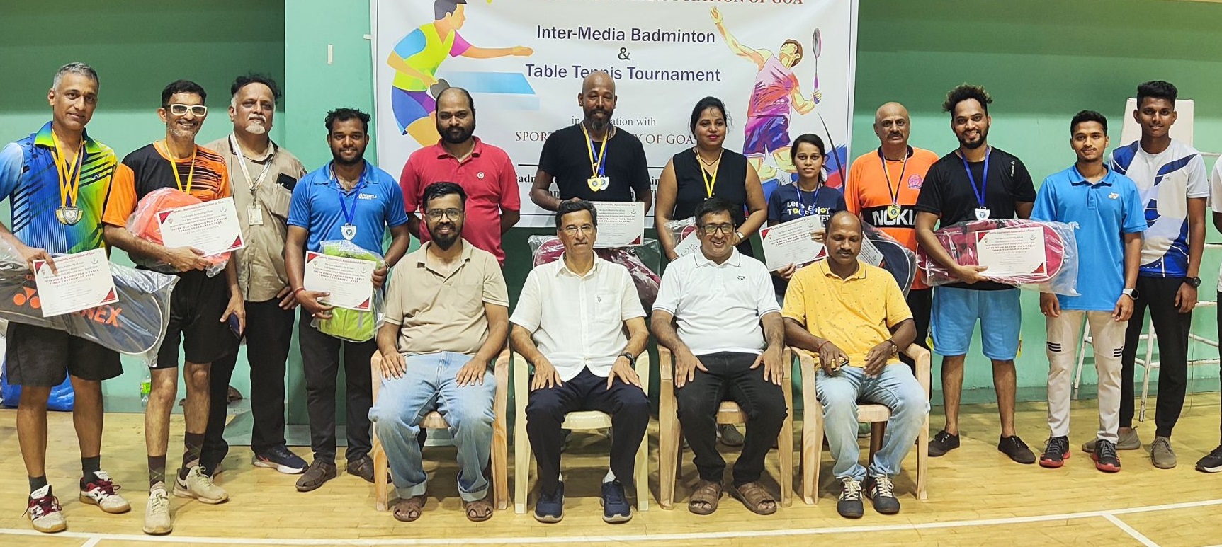 ﻿Inter-media badminton, TT: Bambino bags 3 gold