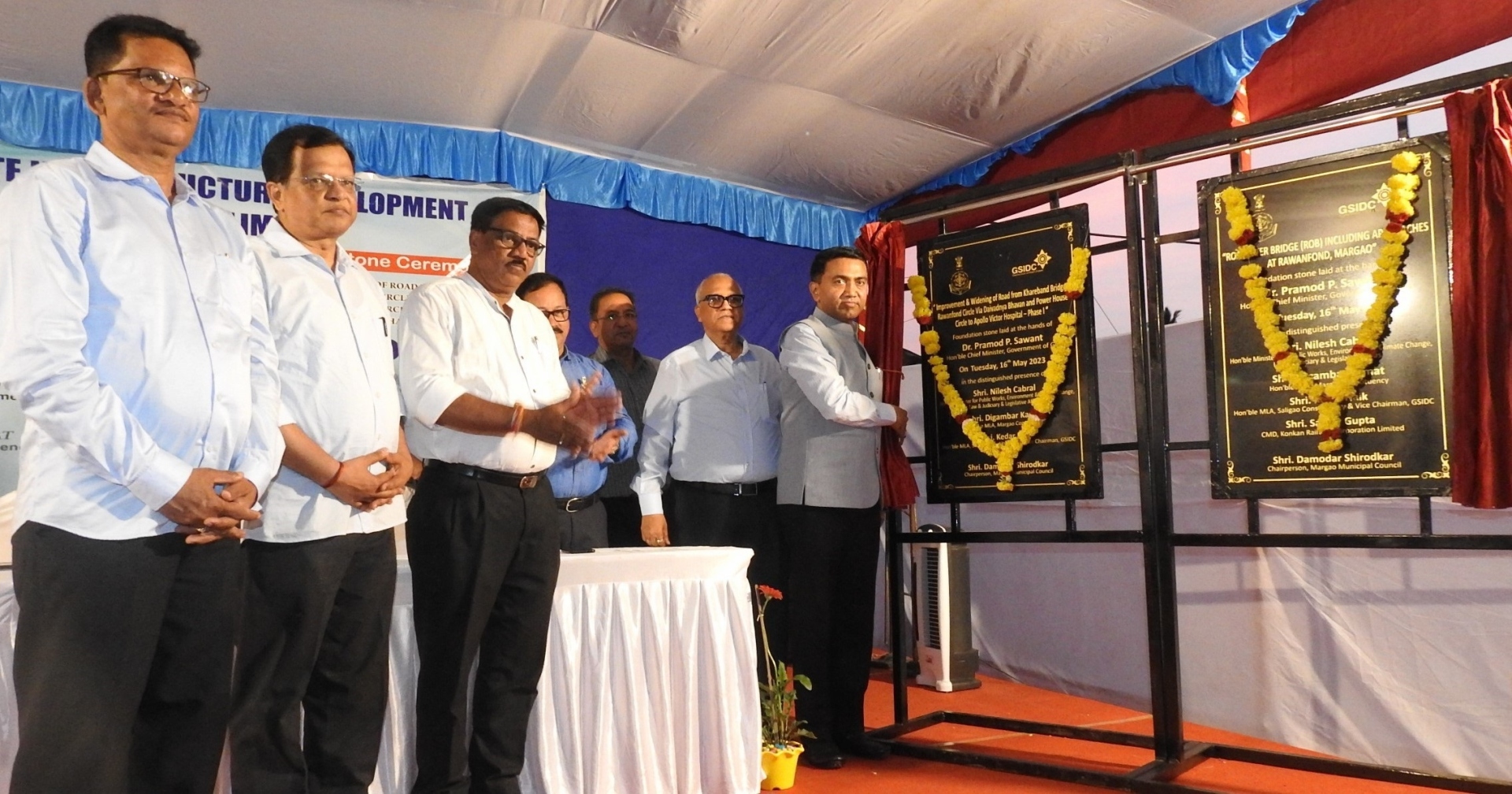 CM unveils slew of development projects for commercial capital