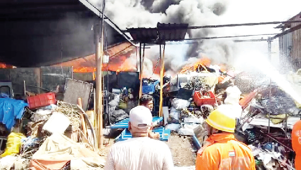Massive fire engulfs scrapyard in Zuarinagar, triggers outrage